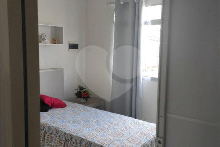 Sobrado à venda com 1 suíte em Jardim Luciana, Itaquaquecetuba, SP