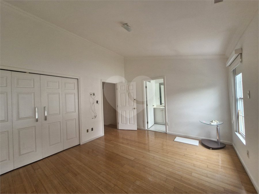 Casa para alugar com 4 quartos, sendo 2 suítes, no condomínio Fairmont, São Paulo - SP