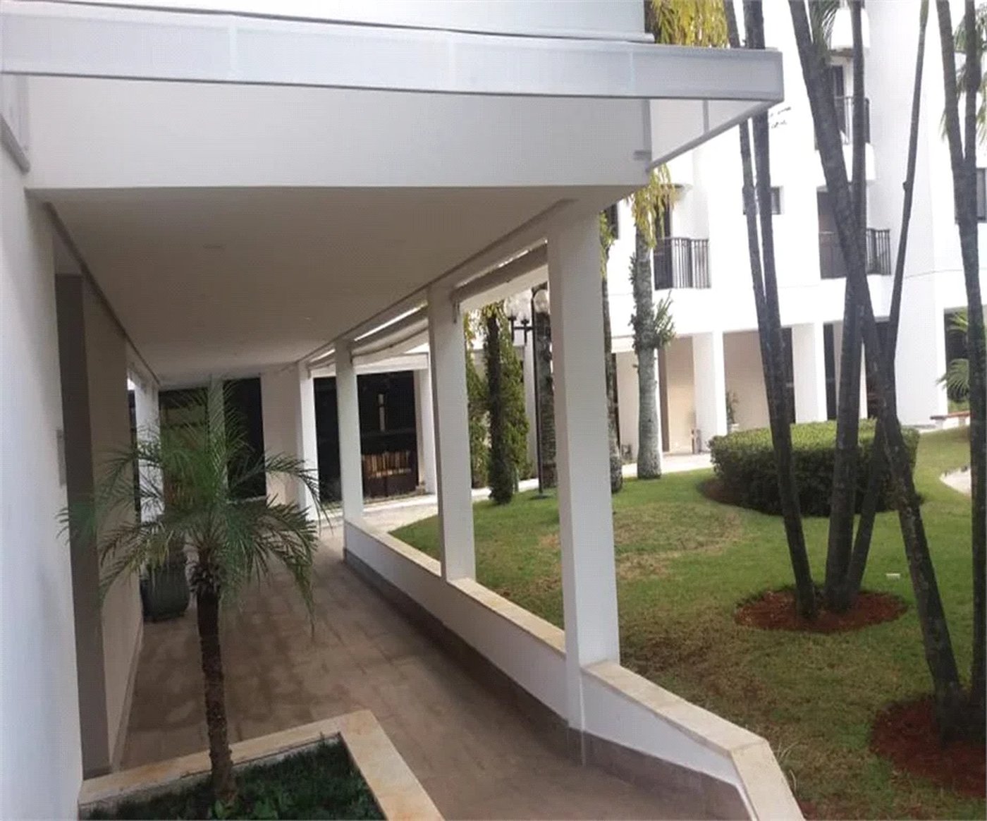 Apartamento à venda com 4 quartos, sendo 3 suítes,  em Vila Andrade, São Paulo, SP