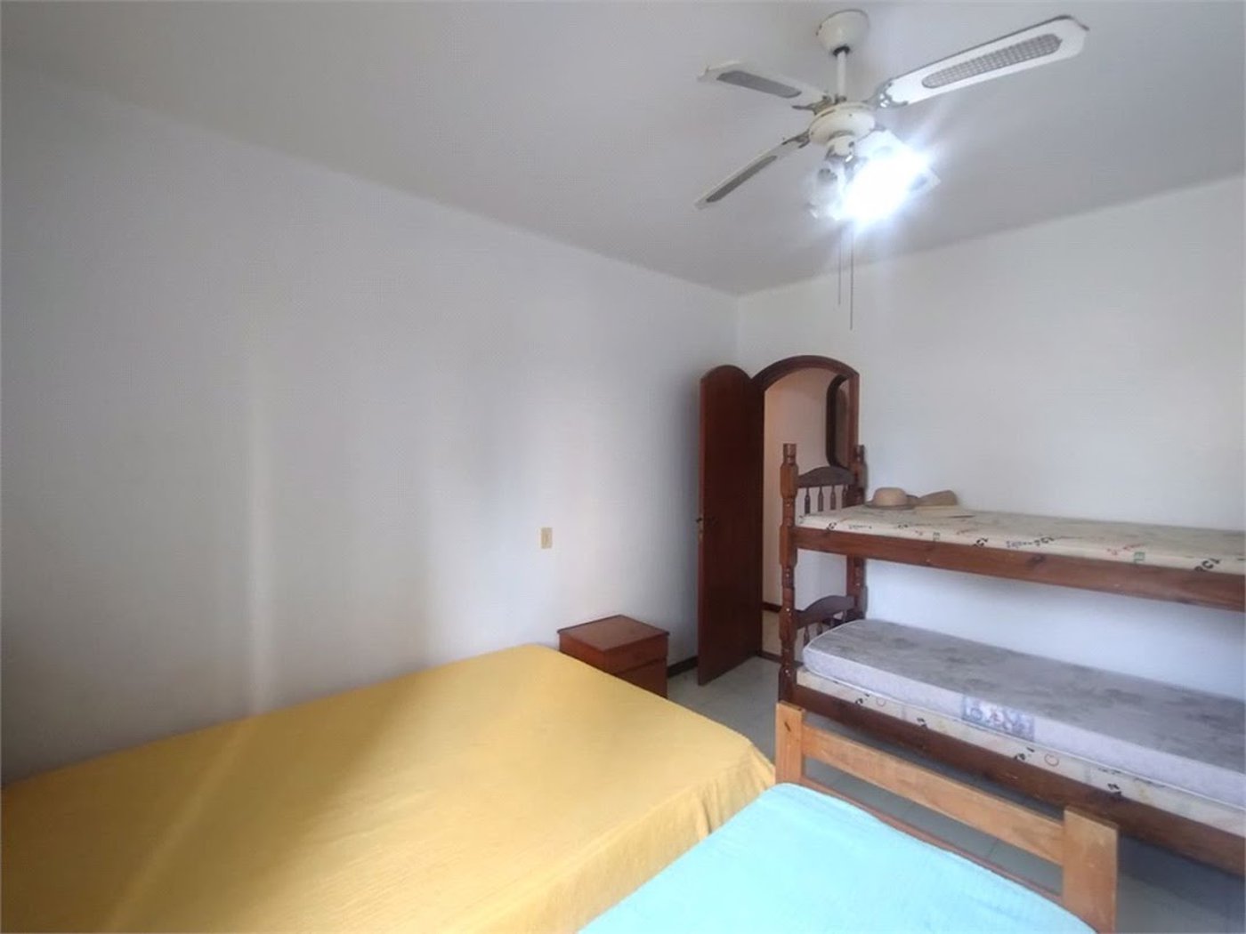 Apartamento com 4 dormitórios à venda, 145 m² por R$ 900.000,00 - Jardim das Conchas - Guarujá/SP
