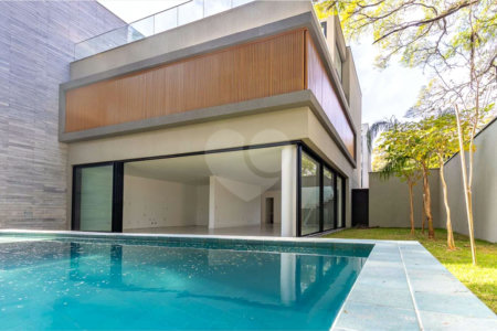 Casa à venda com 4 suítes no condomínio Unyco, São Paulo - SP