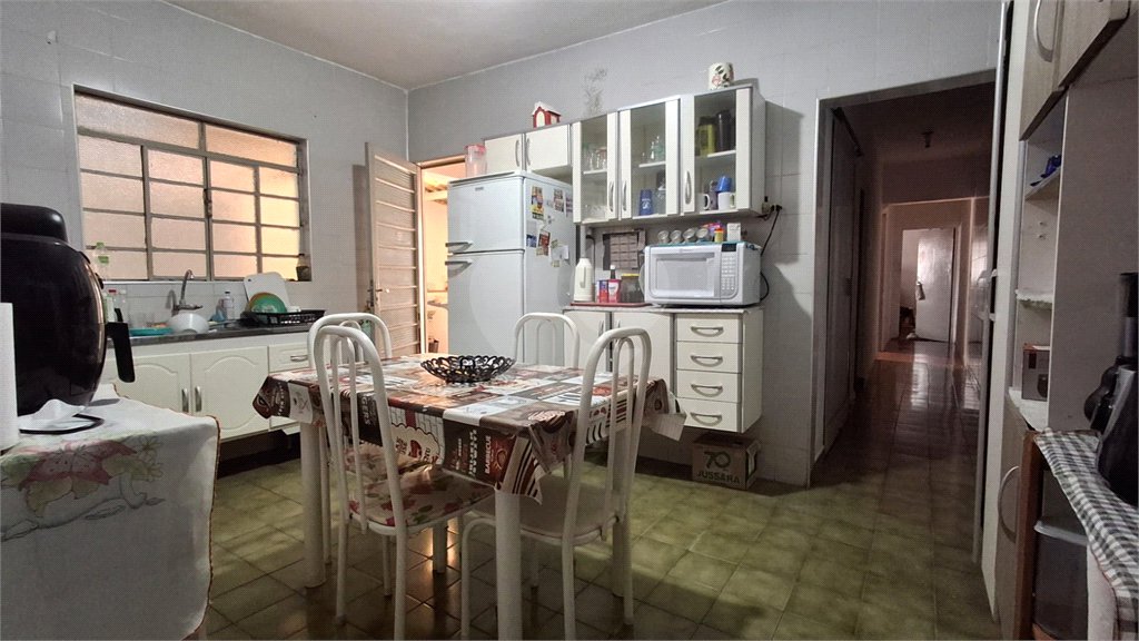Casa de Vila à venda com 2 quartos em Vila Dylze, Votorantim, SP
