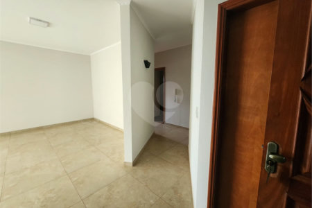 Apartamento à venda com 4 quartos, sendo 2 suítes, no Centro, Araraquara, SP