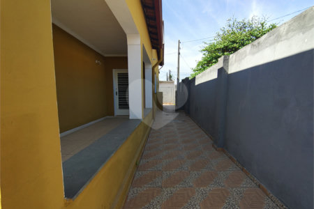 Casa à venda com 3 quartos, sendo 1 suíte, em Vila Assis, Sorocaba, SP