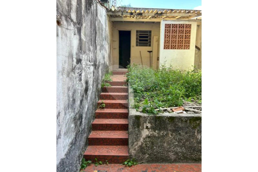 Sobrado à venda com 3 quartos, sendo 1 suíte, em Vila Paulicéia, São Paulo, SP