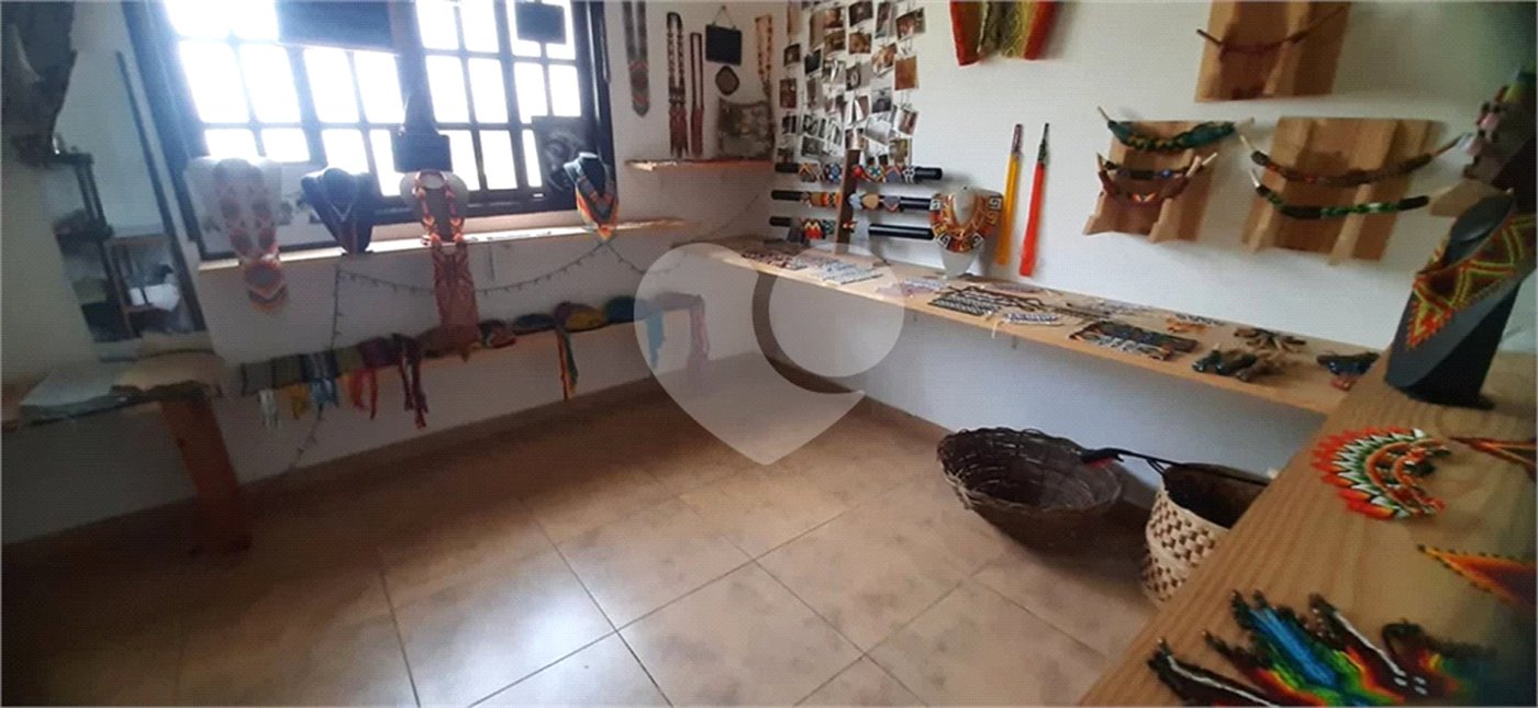 Sobrado à venda com 5 quartos, sendo 1 suíte, em Olho D'água, Mairiporã, SP