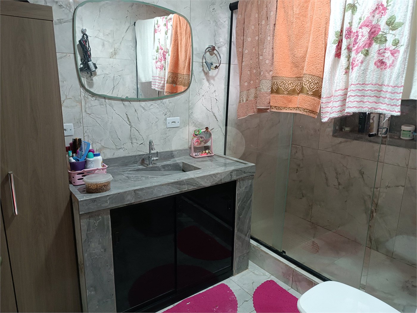 Casa à venda com 5 quartos, sendo 3 suítes, em Jardim Villaça, São Roque, SP