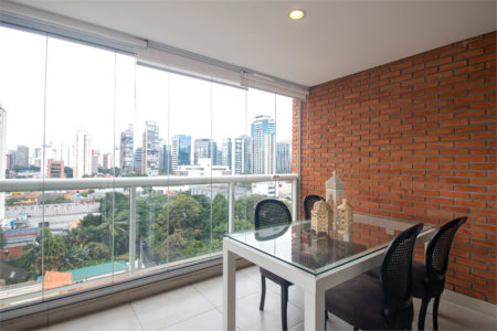 Apartamento à venda ou para alugar com 1 suíte em Itaim Bibi, São Paulo, SP