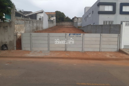 Terreno à venda em Jardim dos Pinheiros, Atibaia, SP