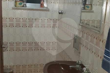 Sobrado à venda com 3 quartos, sendo 1 suíte, em Vila Medeiros, São Paulo, SP