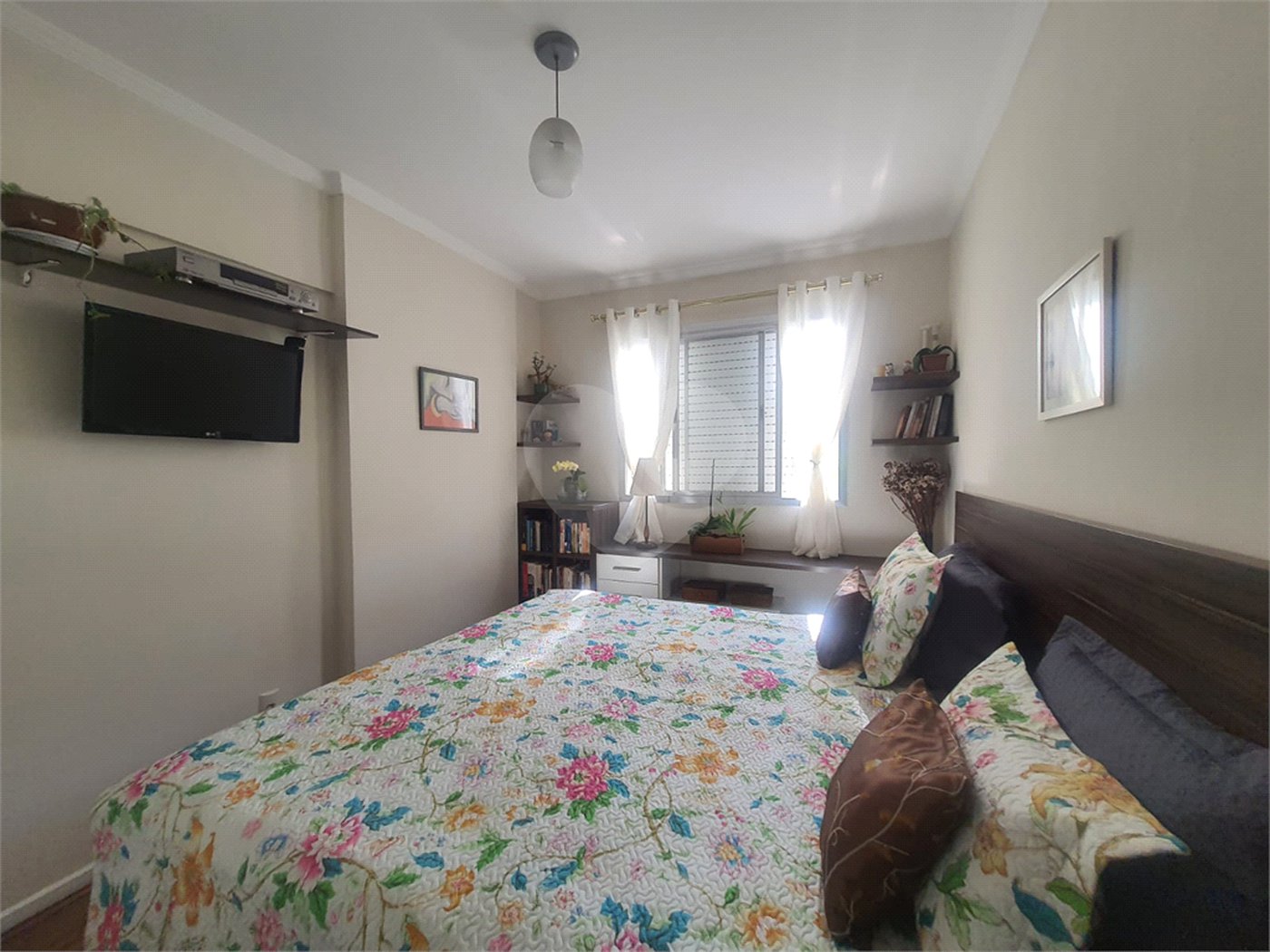 Apartamento à venda com 2 quartos em Vila Romana, São Paulo, SP