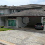 Casa à venda com 5 suítes no condomínio Suíça da Cantareira, Mairiporã - SP