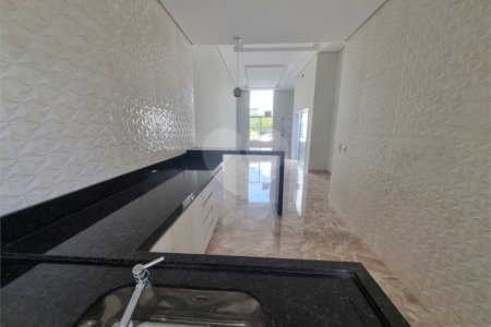 Casa à venda com 3 quartos, sendo 1 suíte, no condomínio Jardim Residencial Villagio Ipanema I, Sorocaba - SP