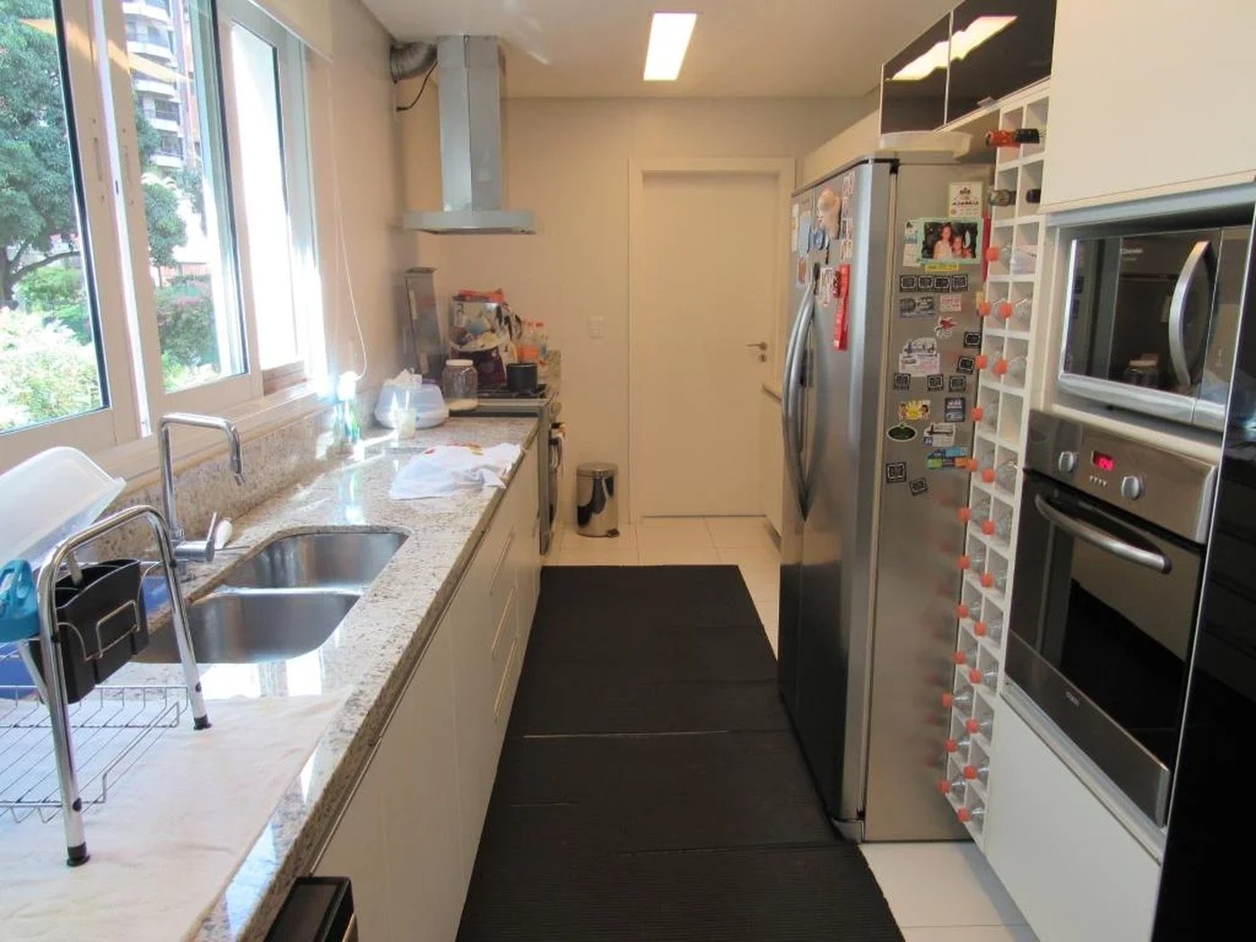 Apartamento à venda com 3 suítes em Real Parque, São Paulo, SP
