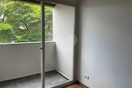 Apartamento à venda ou para alugar com 3 quartos, sendo 1 suíte, em Alto da Boa Vista, São Paulo, SP