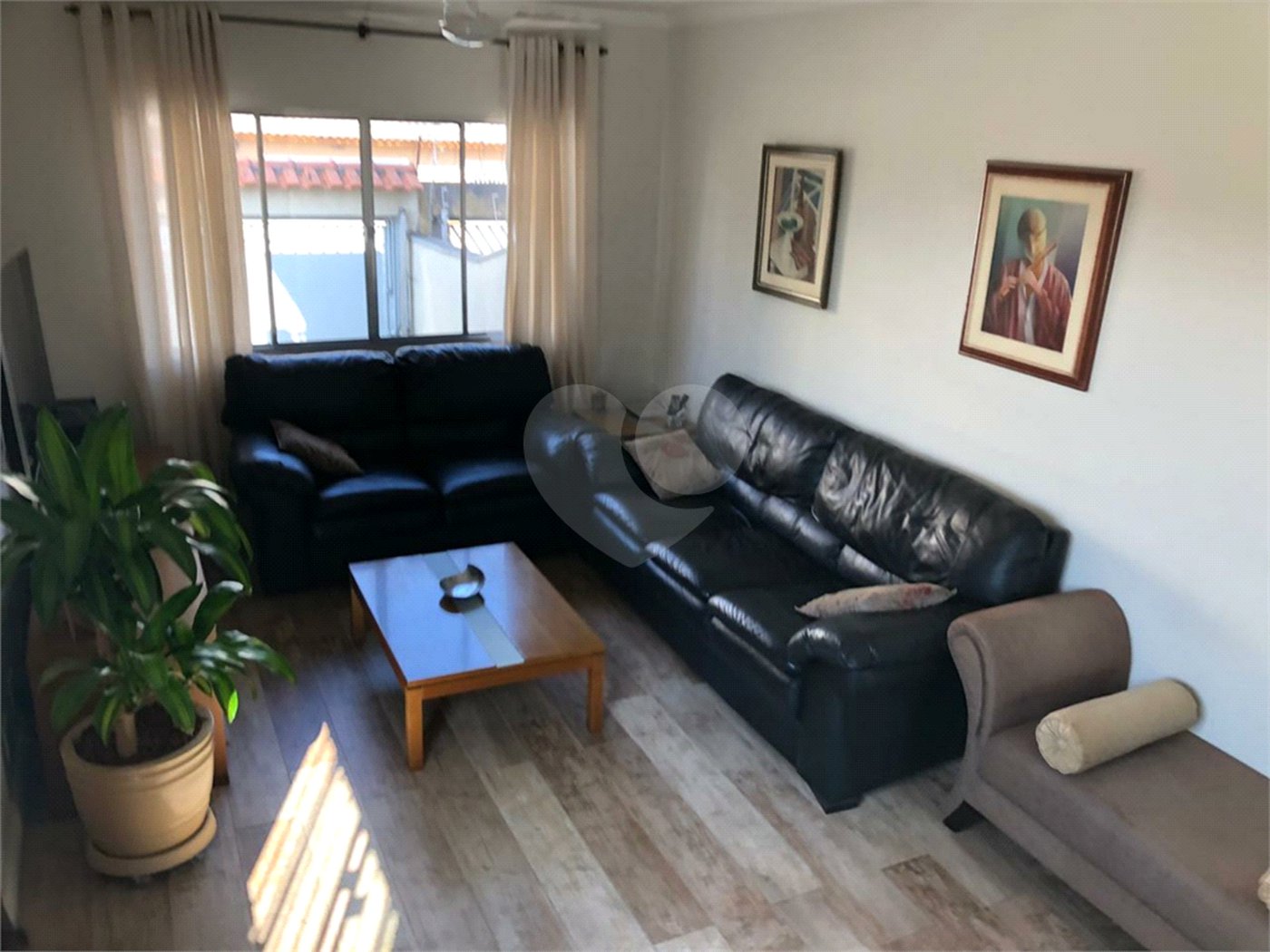 Sobrado à venda com 3 quartos, sendo 1 suíte, em Campo Grande, São Paulo, SP