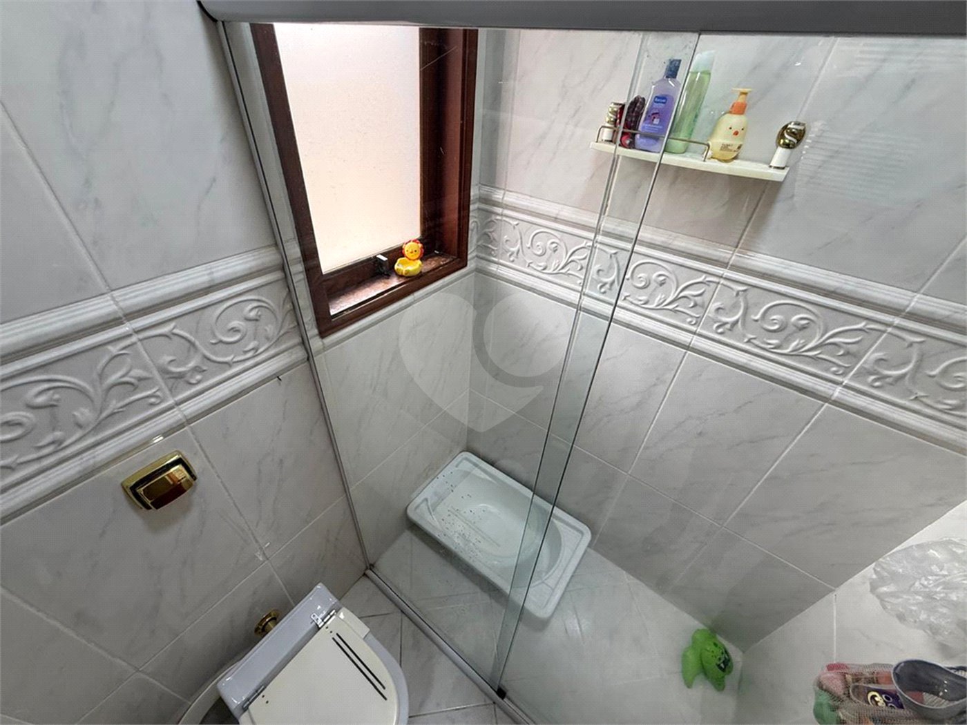 Casa à venda ou para alugar com 3 quartos, sendo 1 suíte, no condomínio Da Serra, São Paulo - SP