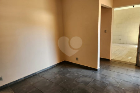 Casa à venda com 2 quartos em Vila Santa Maria (vila Xavier), Araraquara, SP