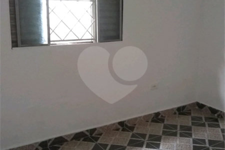 Casa à venda com 3 quartos em Vila Nilo, São Paulo, SP