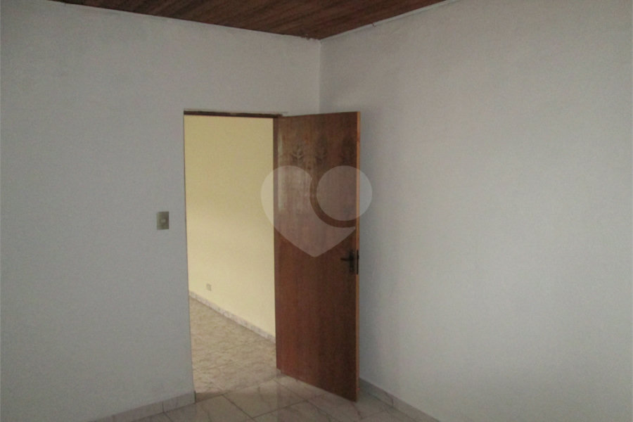 Casa Térrea à venda com 2 quartos em Parque Peruche, São Paulo, SP