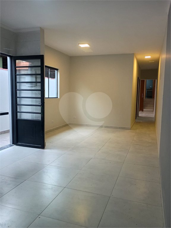 Belíssimo Sobrado com 3 Quartos e 135m² A/C à Venda no Jardim Alvinópolis - Atibaia