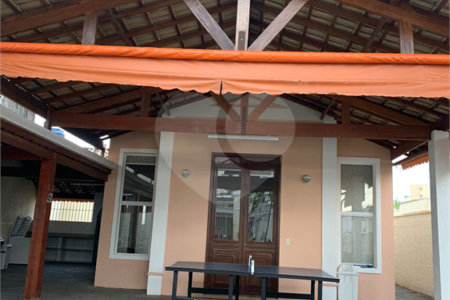 Casa à venda com 3 quartos, sendo 2 suítes,  no condomínio Residencial Jardins, São Bernardo do Campo - SP