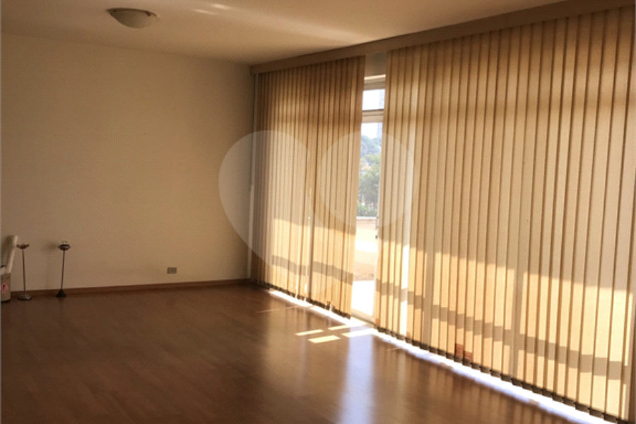 Sobrado à venda com 5 quartos, sendo 1 suíte, em Santana, São Paulo, SP