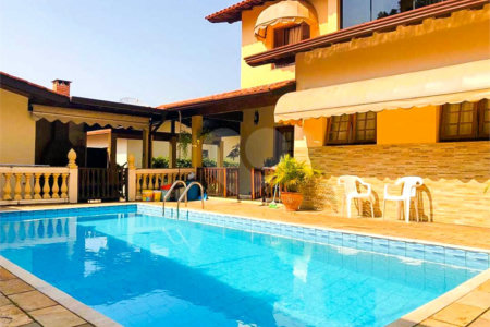 Casa para Venda no Condomínio Vivenda das Vinhas em Vinhedo/SP