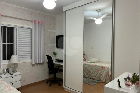 Sobrado à venda com 3 quartos, sendo 1 suíte,  em Vila Pirituba, São Paulo, SP