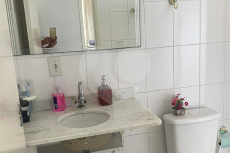 Apartamento à venda com 2 quartos, sendo 1 suíte,  em Jardim Flor da Montanha, Guarulhos, SP