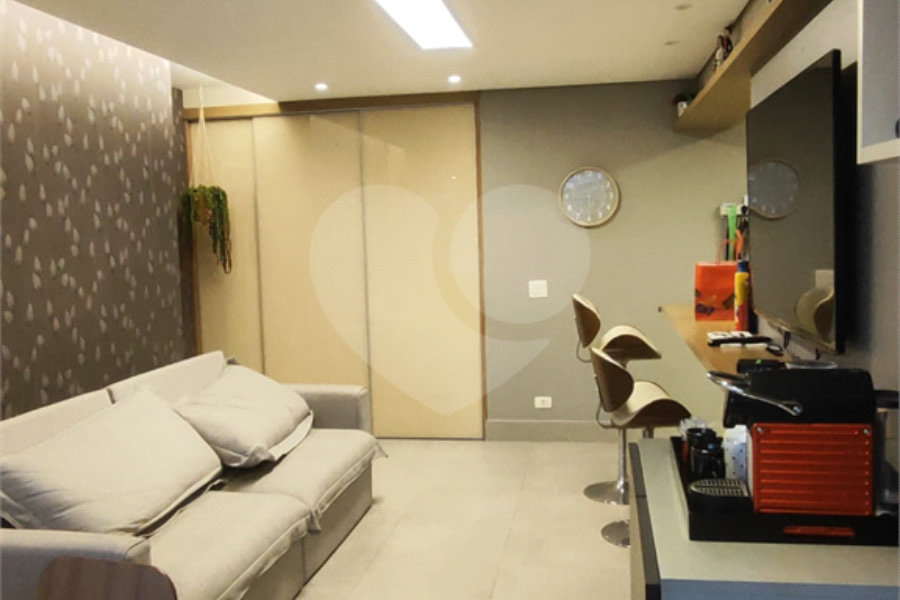 Apartamento à venda com 2 quartos, sendo 1 suíte,  em Santana, São Paulo, SP
