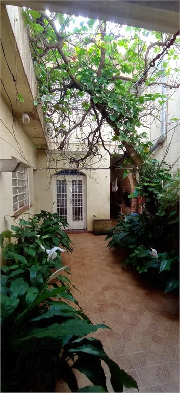 Sobrado à venda ou para alugar com 4 quartos, sendo 1 suíte,  em Brooklin Paulista, São Paulo, SP