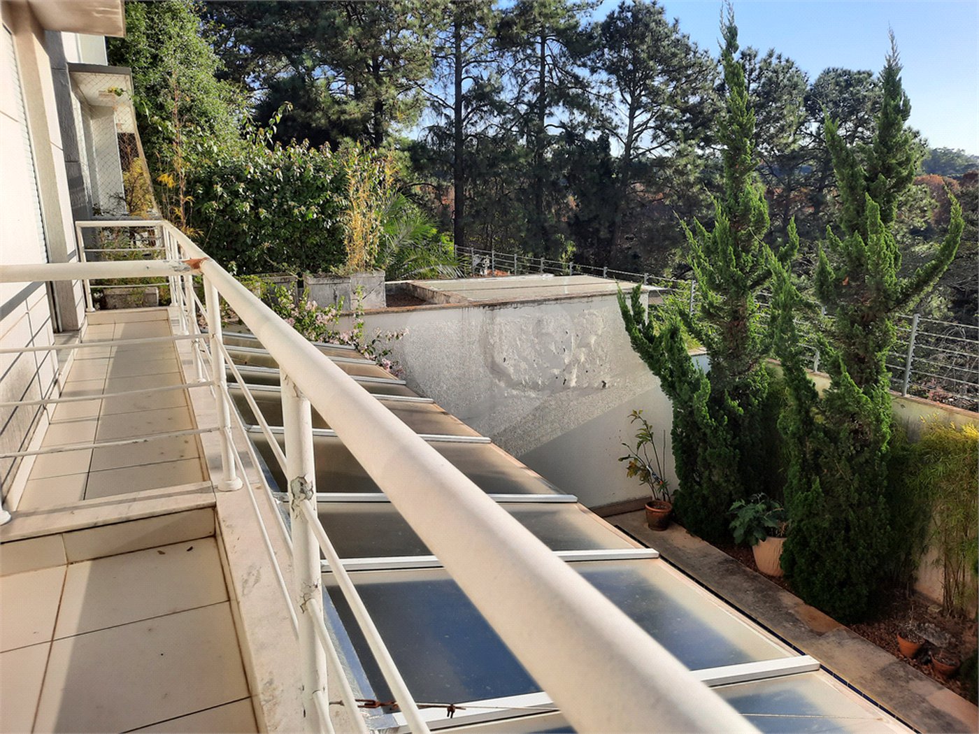 Casa à venda com 4 suítes no condomínio Las Cumbres, São Paulo - SP
