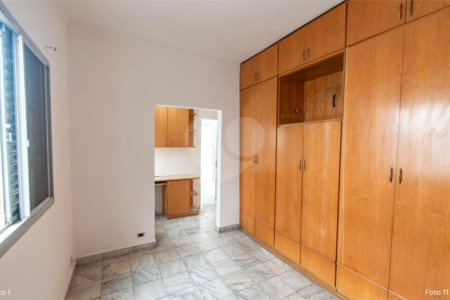 Casa à venda com 3 quartos, sendo 1 suíte,  em Vila Mariana, São Paulo, SP