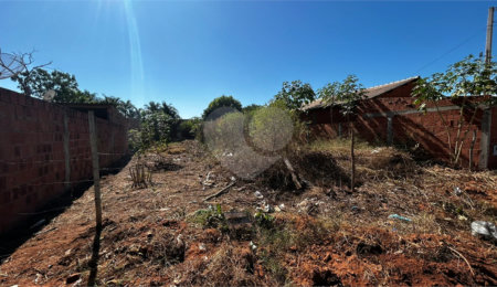 Terreno à venda em Jardim Paranapunga, Três Lagoas, MS