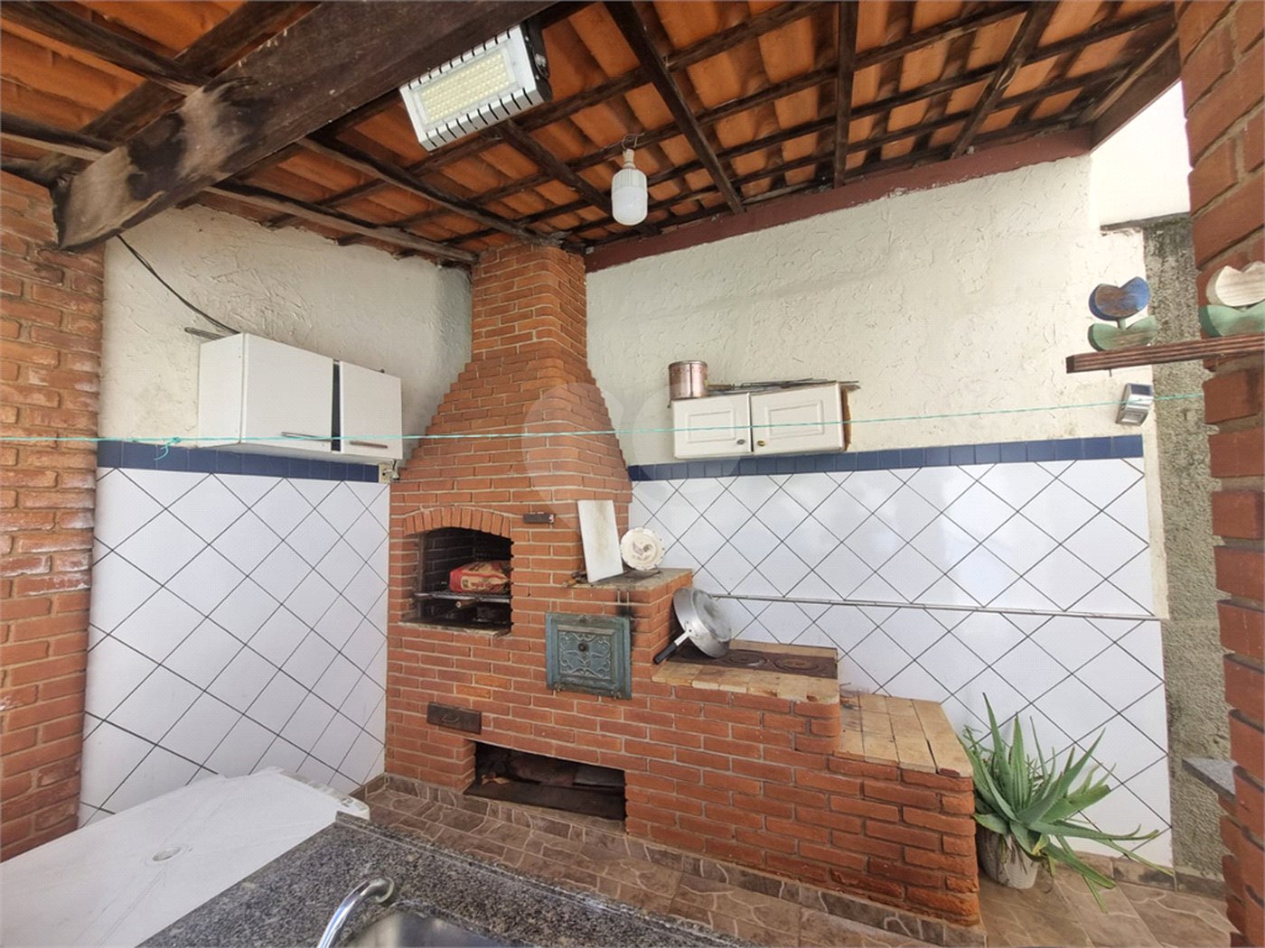 Casa à venda com 4 quartos, sendo 3 suítes,  no condomínio Ibiti do Paço, Sorocaba - SP