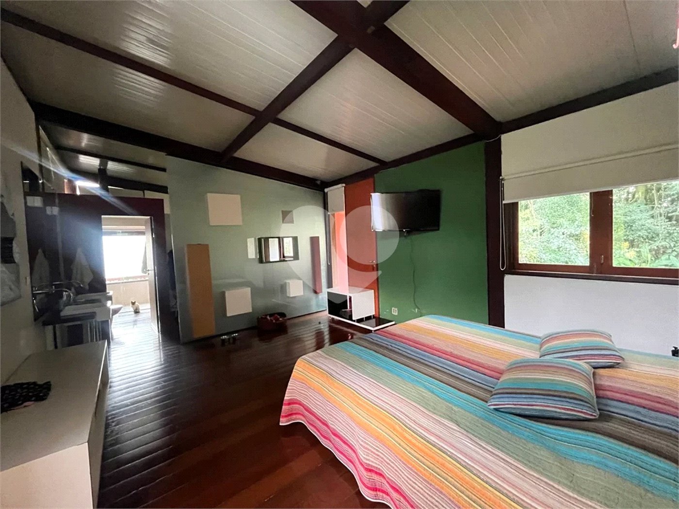 Casa à venda com 3 quartos, sendo 1 suíte, no condomínio Jardim da Montanha I, Mairiporã - SP