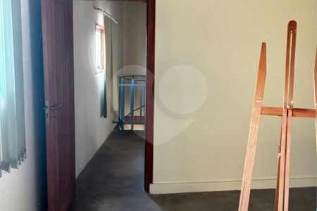 Sobrado para alugar com 4 quartos, sendo 2 suítes,  no Centro, Três Lagoas, MS