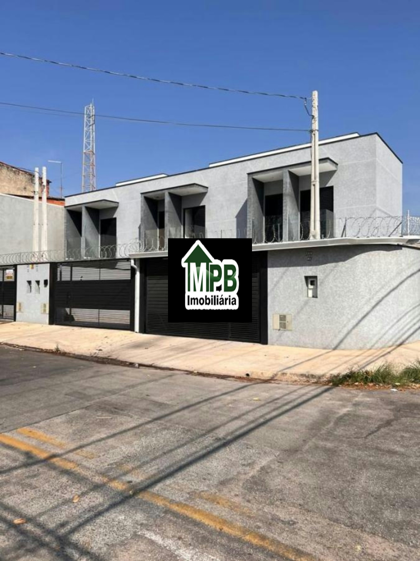 Sobrado à venda com 2 quartos em Jardim Simus, Sorocaba, SP