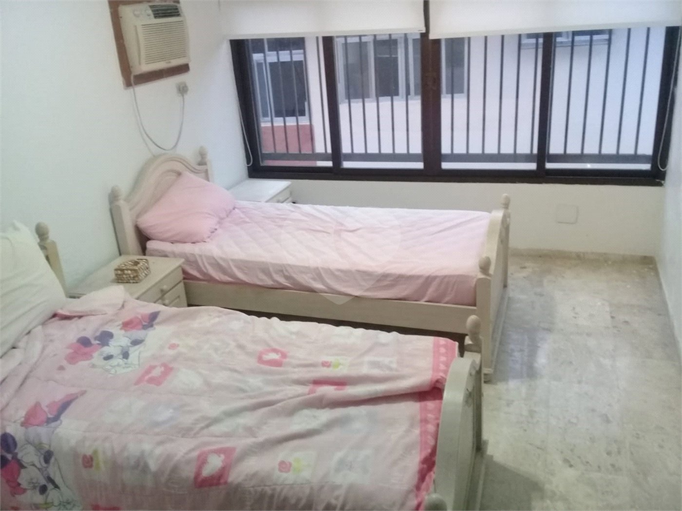 Triplex à venda ou para alugar com 4 suítes em Enseada, Guarujá, SP