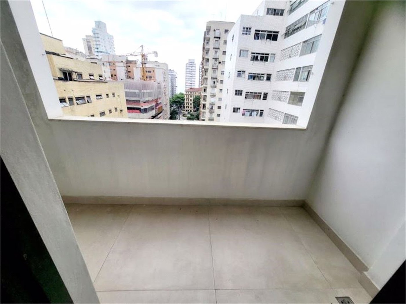 Apartamento Residencial à venda, Gonzaga, Santos - AP1919.