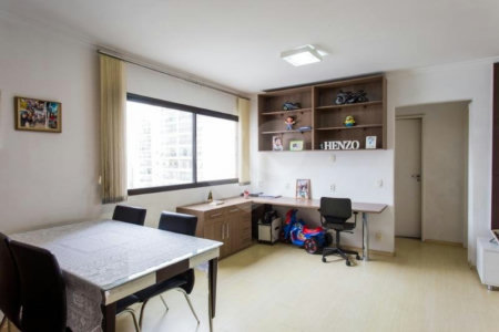 Apartamento à venda com 2 quartos, sendo 1 suíte, em Moema, São Paulo, SP