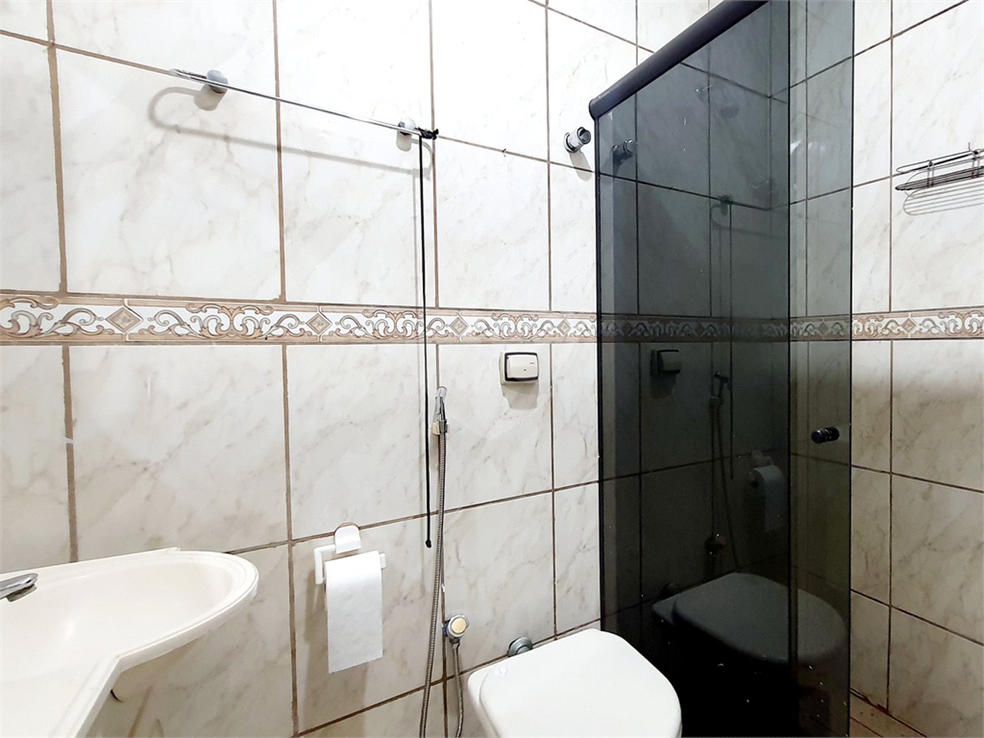 Sobrado à venda com 4 quartos, sendo 1 suíte, no Centro, Ribeirão Preto, SP