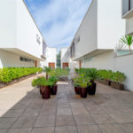 Casa à venda com 4 suítes no condomínio Villagio Quadrifolio, São Paulo - SP