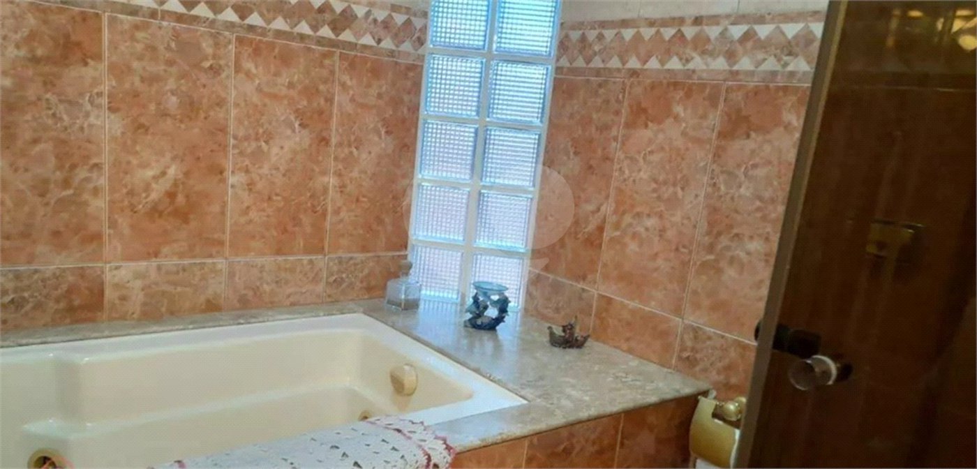Casa à venda com 2 suítes em Jardim Caçula, Jundiaí, SP