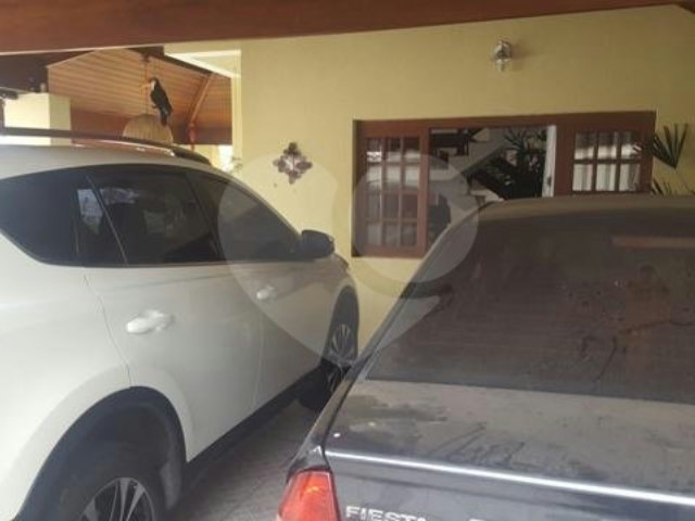 Sobrado à venda com 5 quartos, sendo 1 suíte,  em Jardim Virginia Bianca, São Paulo, SP