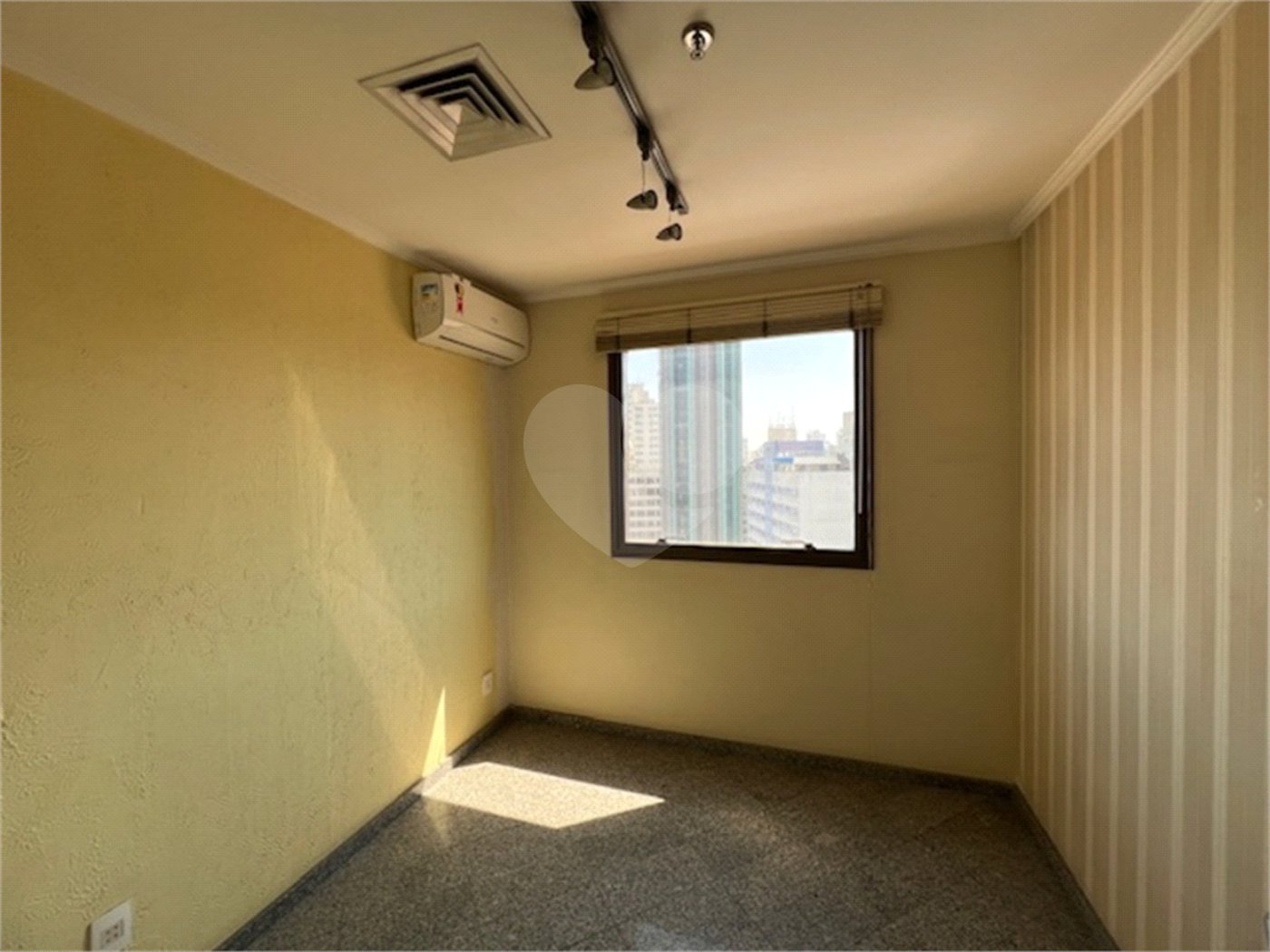 Sala à venda em Bela Vista, São Paulo, SP