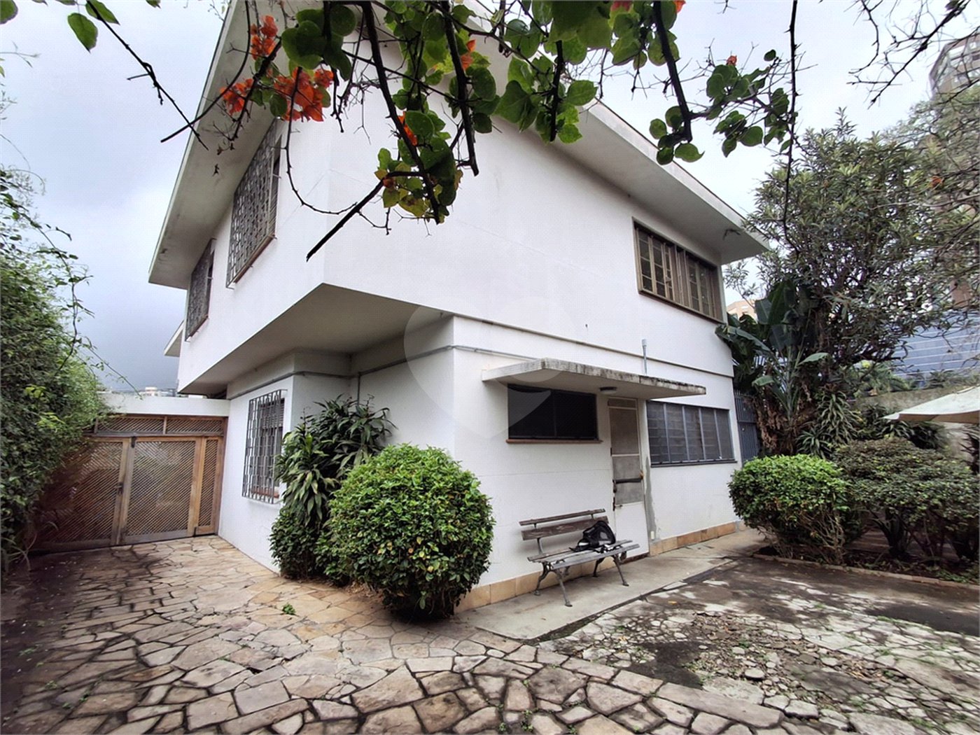 Sobrado à venda com 4 quartos, sendo 2 suítes, em Pinheiros, São Paulo, SP