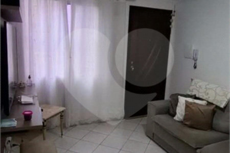 Apartamento à venda com 2 quartos em Jardim Ester Yolanda, São Paulo, SP