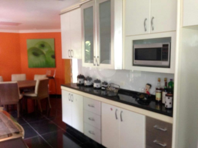 Casa à venda com 4 quartos, sendo 1 suíte,  em Samambaia, Mairiporã, SP